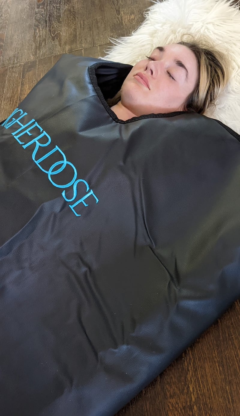 HigherDOSE Infrared Sauna Blanket Review