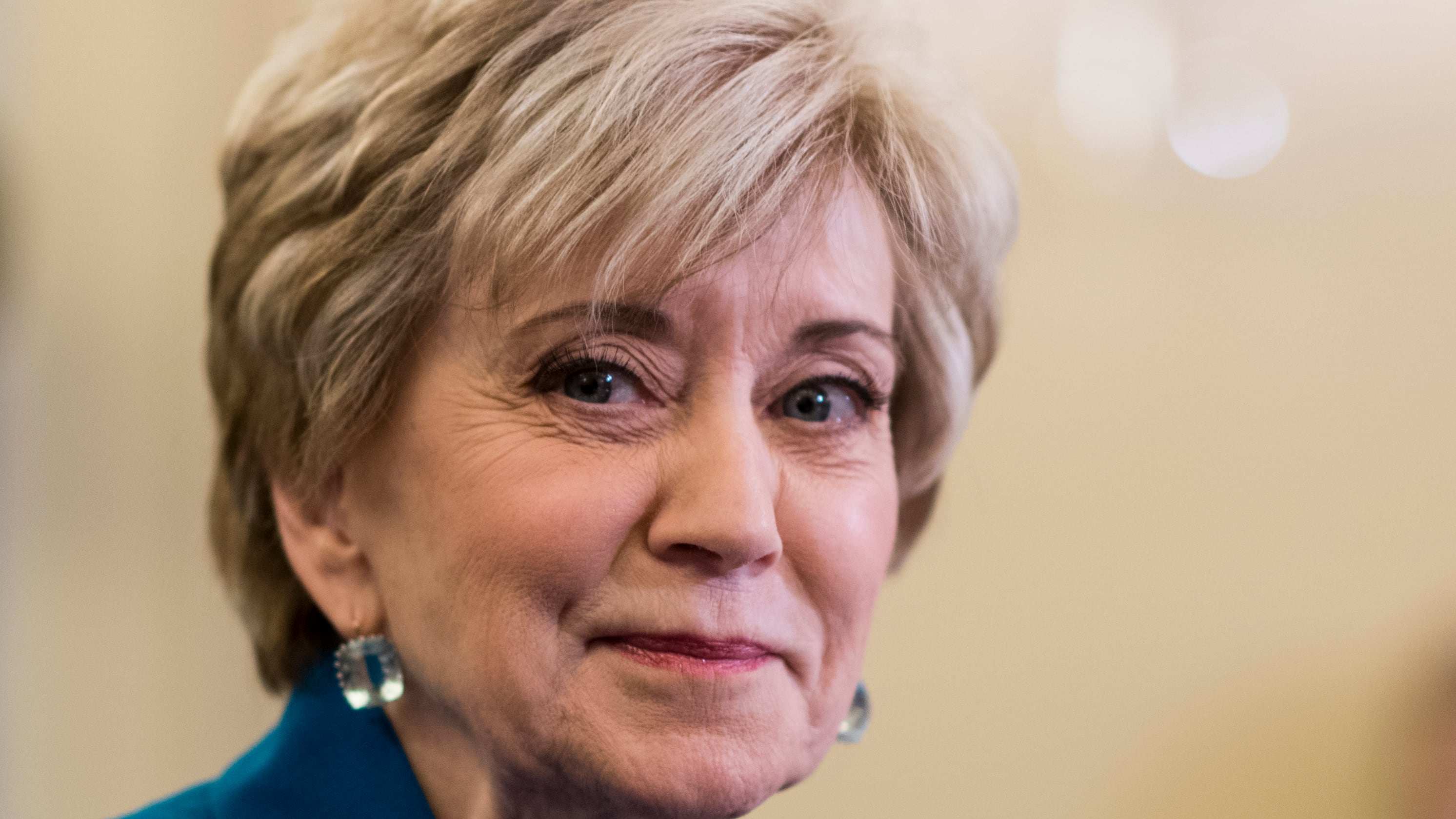 Linda McMahon has been picked to lead the Trump transition team.